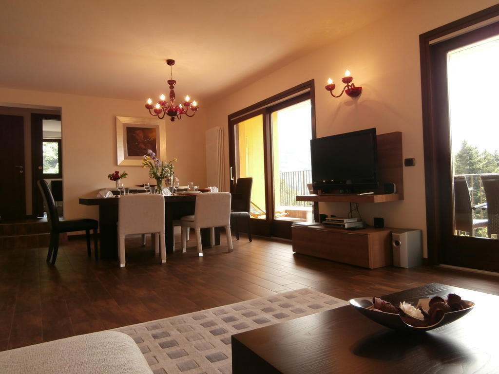 Villa Mimosa Colico Room photo